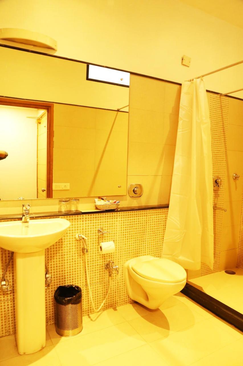Hotel H26 Chandīgarh Exterior foto