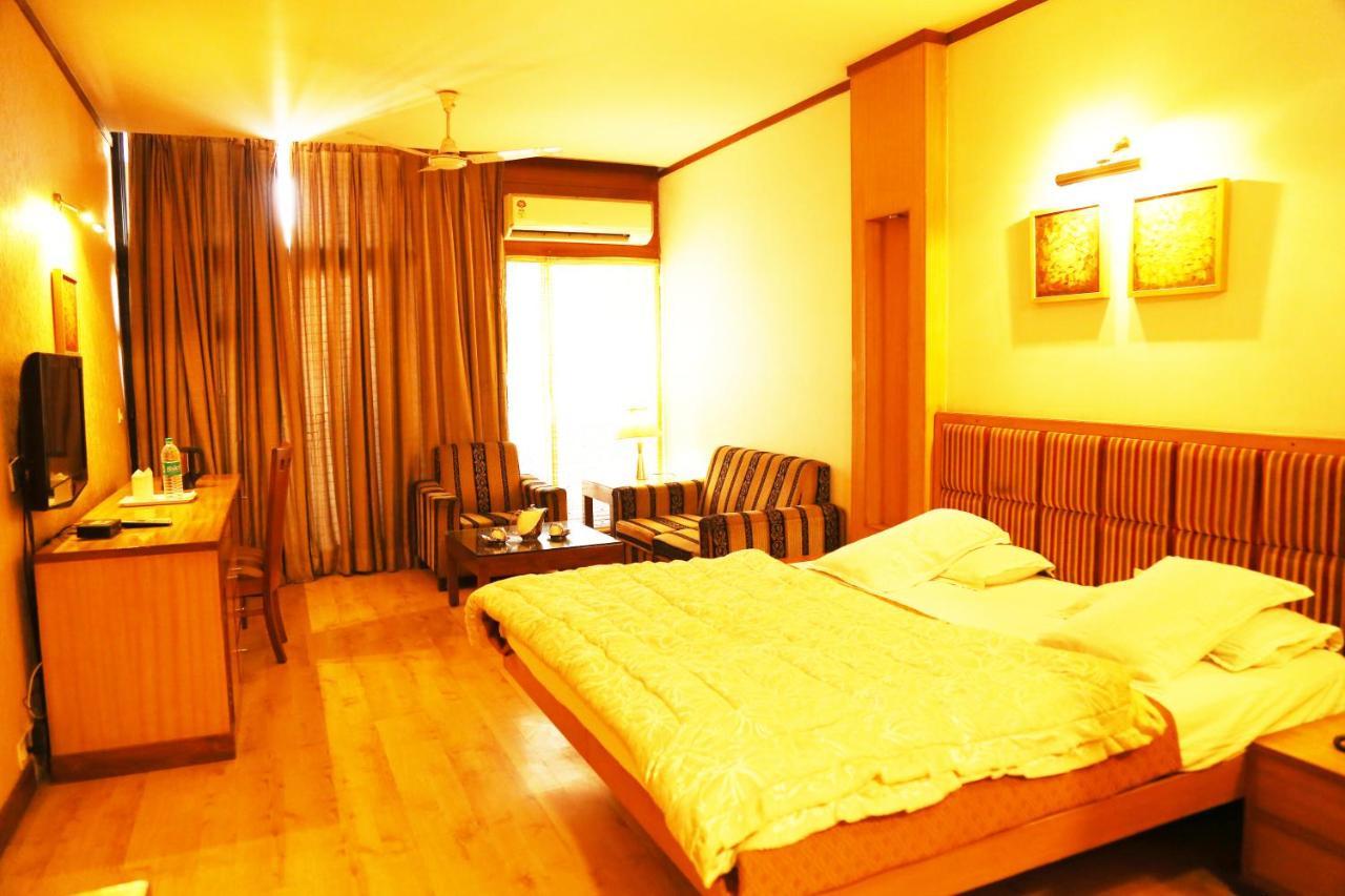 Hotel H26 Chandīgarh Exterior foto